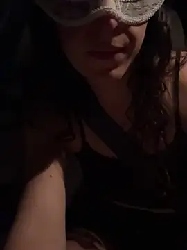 KittyandTeddy online show from June 3, 2026, 10:25 pm