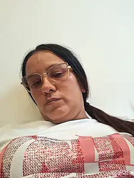 Samanta-42 online show from May 13, 2026, 9:55 pm