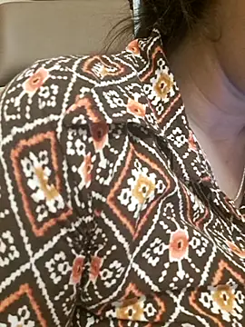 Rina Verma70 online show from April 16, 2026, 6:08 pm