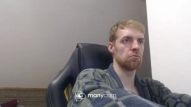 Milkyman7 online show from November 19, 2025, 8:20 pm