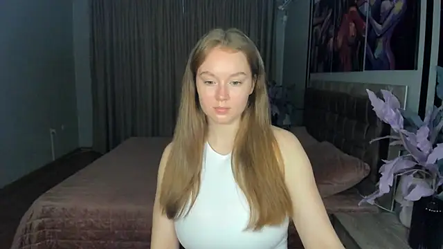 ValeriSunny online show from July 19, 2026, 5:38 am