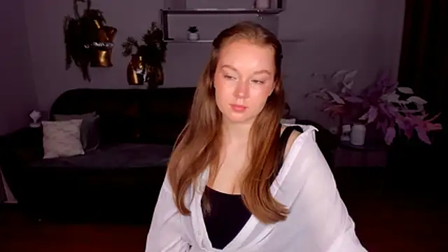 ValeriSunny online show from July 16, 2026, 5:48 am