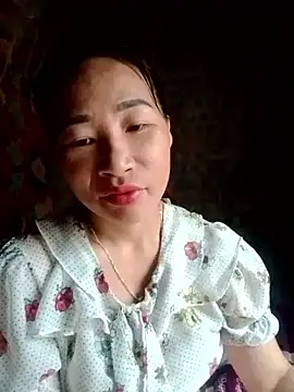 Snapshot of Tieuthu2 chatting on May 7, 2026, 2:16 am Tieuthu2 online show from May 7, 2026, 2:16 am