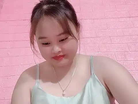 NhungNhun789 online show from June 14, 2026, 3:24 pm