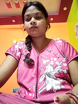 Simupaul001 online show from May 9, 2026, 10:13 pm