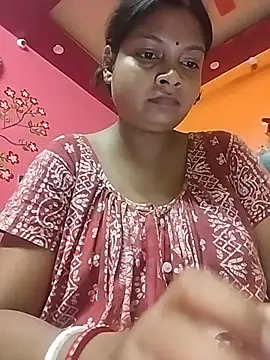 Simupaul001 online show from July 13, 2026, 3:44 pm