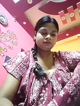 Simupaul001 online show from May 6, 2026, 8:57 pm