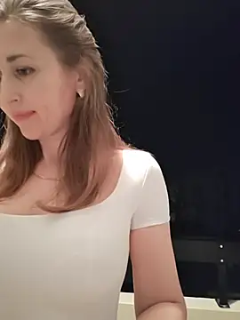 irresistibelle online show from July 28, 2026, 7:26 pm