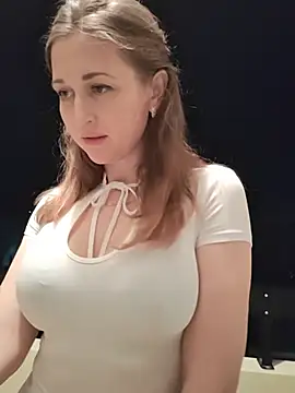 irresistibelle online show from July 29, 2026, 7:24 pm