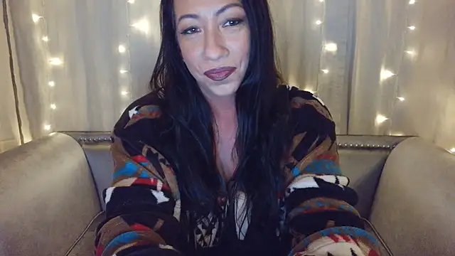 CheyDoll online show from May 13, 2026, 3:57 am