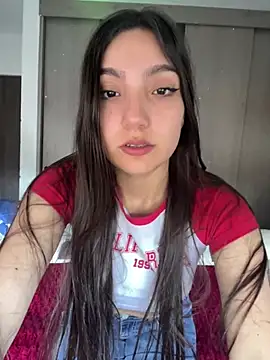 Snapshot of Soffy_20 chatting on May 10, 2026, 4:31 pm Soffy 20 online show from May 10, 2026, 4:31 pm