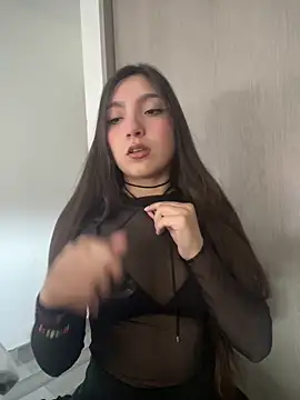 Snapshot of Soffy_20 chatting on May 7, 2026, 5:38 pm Soffy 20 online show from May 7, 2026, 5:38 pm