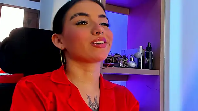 isabella hv online show from May 28, 2026, 6:25 pm