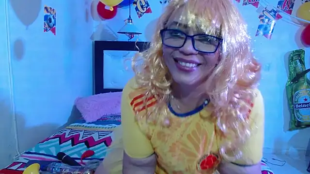 Sweet-Mommy-Milf online show from June 18, 2026, 1:59 am