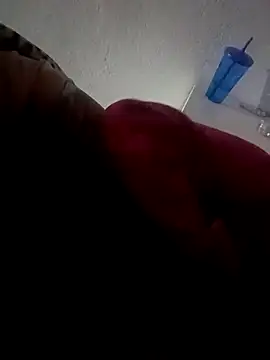 CasalSexMG online show from April 18, 2026, 1:30 am