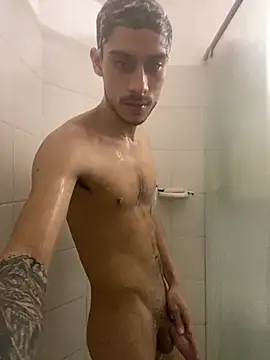 Axel DavisS online show from July 23, 2026, 7:54 pm