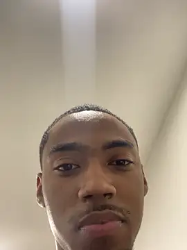 Juan esteban7 online show from April 18, 2026, 1:19 am