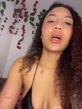 Daphnne Curly online show from July 26, 2026, 2:07 am