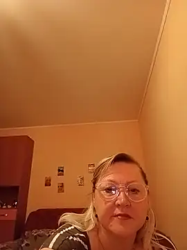 I amVeronicle online show from July 19, 2026, 10:12 am