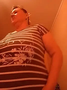 I amVeronicle online show from July 28, 2026, 2:46 pm