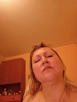 I amVeronicle online show from July 28, 2026, 3:21 pm
