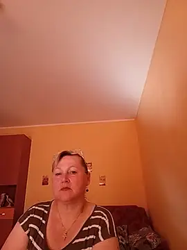 I amVeronicle online show from July 17, 2026, 2:47 pm