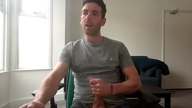 frenchbdmaninlondon online show from May 5, 2026, 11:46 am