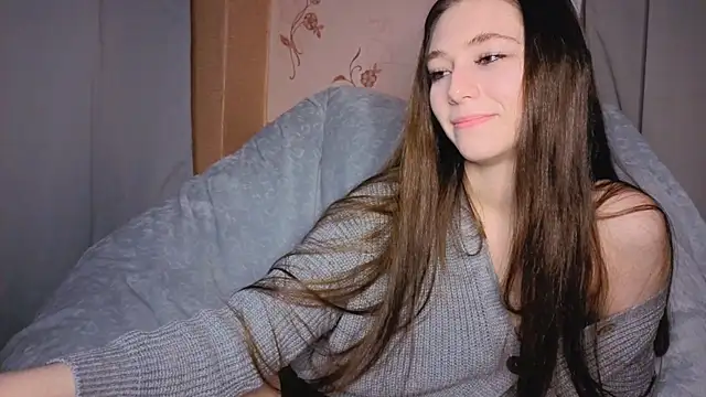 SunlitDeslre online show from April 19, 2026, 3:02 pm