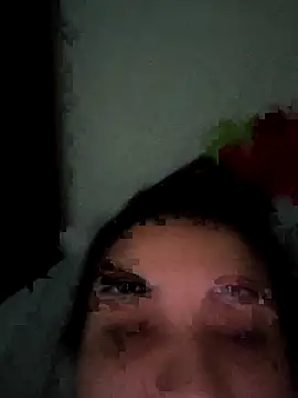 Snapshot of eline01 chatting on April 18, 2026, 4:31 pm eline01 online show from April 18, 2026, 4:31 pm