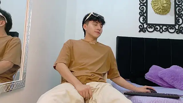 LunayDream online show from July 16, 2026, 1:08 pm