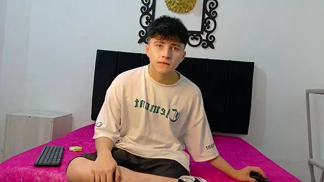 LunayDream online show from July 7, 2026, 11:58 am