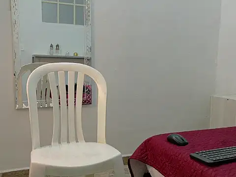 LunayDream online show from July 28, 2026, 2:13 pm