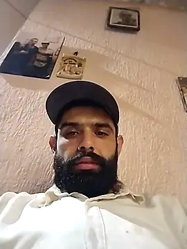 Barbas44420 online show from July 7, 2026, 11:30 pm