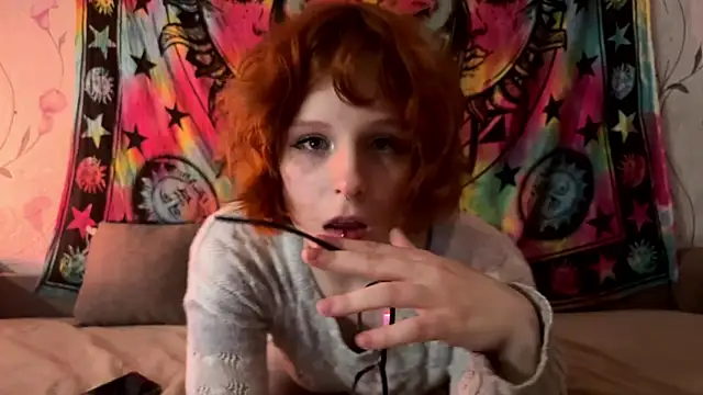 solarya redfox online show from May 17, 2026, 2:33 am