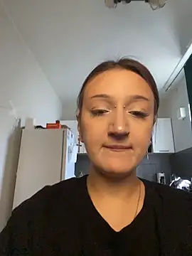 DriveThruCiri online show from July 14, 2026, 7:46 am
