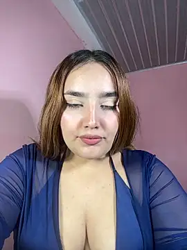 mia dulcee online show from April 19, 2026, 12:22 am