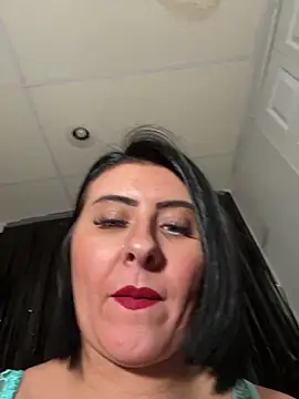 lexijade32 online show from May 11, 2026, 8:06 pm