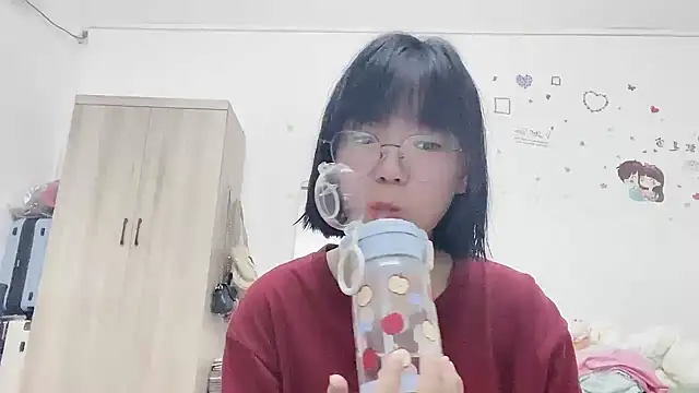 Belle-LL online show from June 5, 2026, 2:12 pm