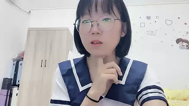Belle-LL online show from May 26, 2026, 3:32 pm