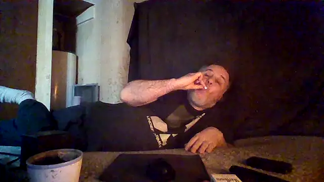 Nightshade1195 online show from April 24, 2026, 5:15 pm