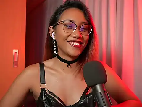 VexaNyx online show from June 7, 2026, 12:43 pm