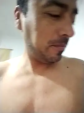 MaximilianoX2020 online show from April 28, 2026, 12:53 pm