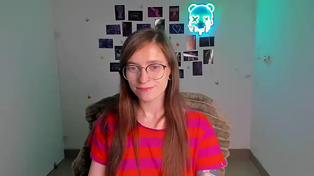 Luna Tantra online show from July 12, 2026, 2:34 am