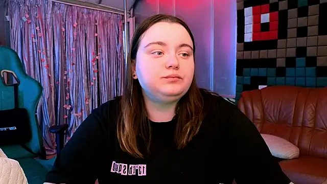 CatherineClaire online show from May 23, 2026, 3:22 pm