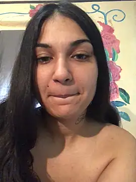 amira1348 online show from June 5, 2026, 7:03 am