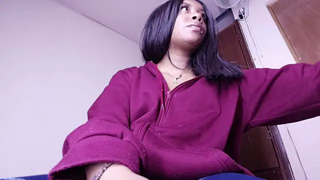 Snapshot of Victoriia_Jackson chatting on May 8, 2026, 7:06 pm Victoriia Jackson online show from May 8, 2026, 7:06 pm