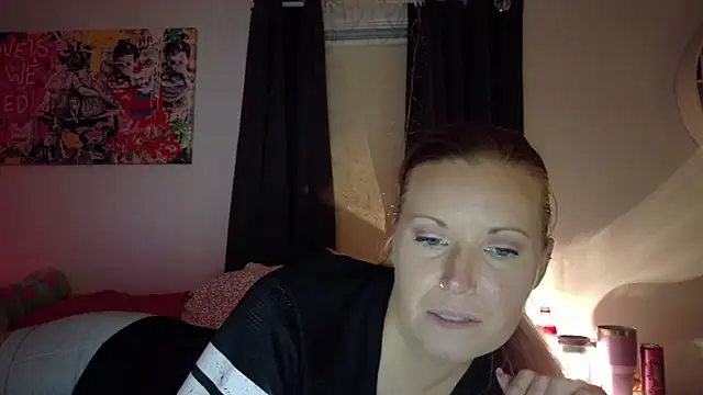 xlilianaxx online show from May 13, 2026, 3:24 am