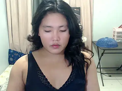 Snapshot of YourBaby_Eva chatting on June 27, 2026, 5:57 am YourBaby Eva online show from June 27, 2026, 5:57 am