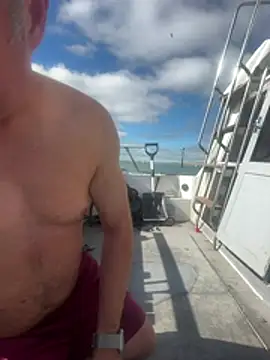 dadbod21 online show from July 4, 2026, 8:10 am