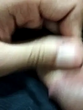 Snapshot of Oussama__001 chatting on May 30, 2026, 8:25 pm Oussama 001 online show from May 30, 2026, 8:25 pm